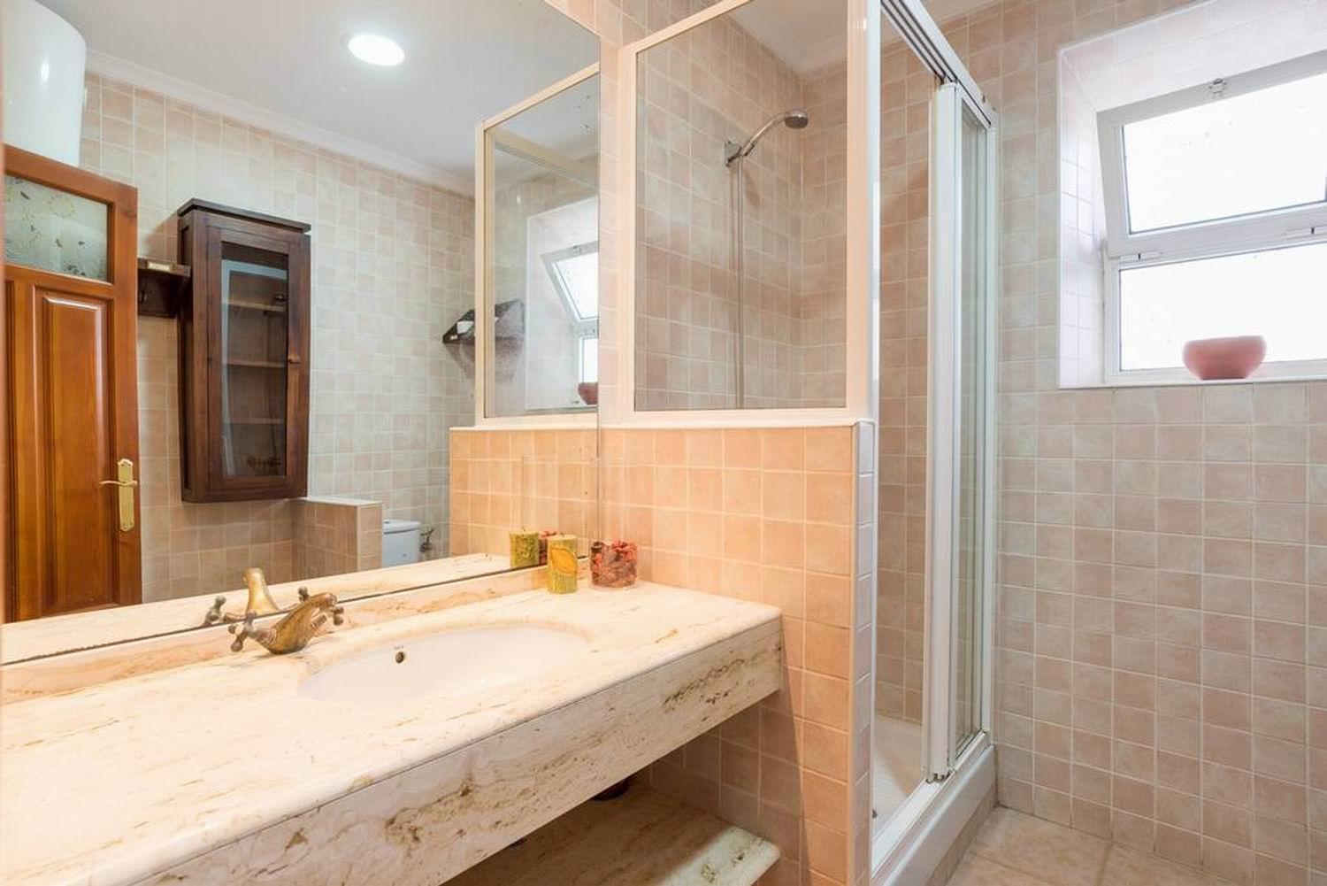 Apartamento Milagros 110 M2 Malaga Luaran gambar