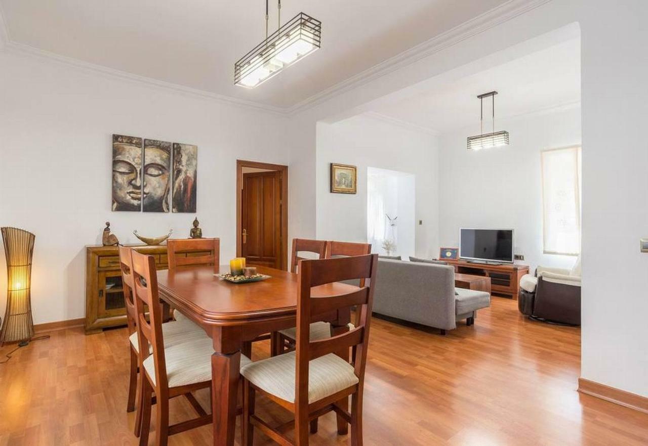 Apartamento Milagros 110 M2 Malaga Luaran gambar